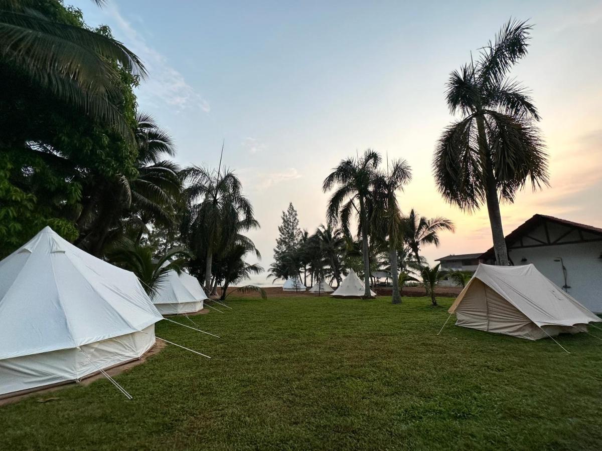 Beach N Breeze Glamping Malacca Exterior photo